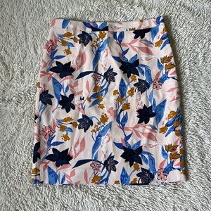 J Crew Skirt Womens Pencil Subtle Pink Base Floral Pattern size 8